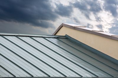 Prevent Water Leaks with Roof Flashing Service!